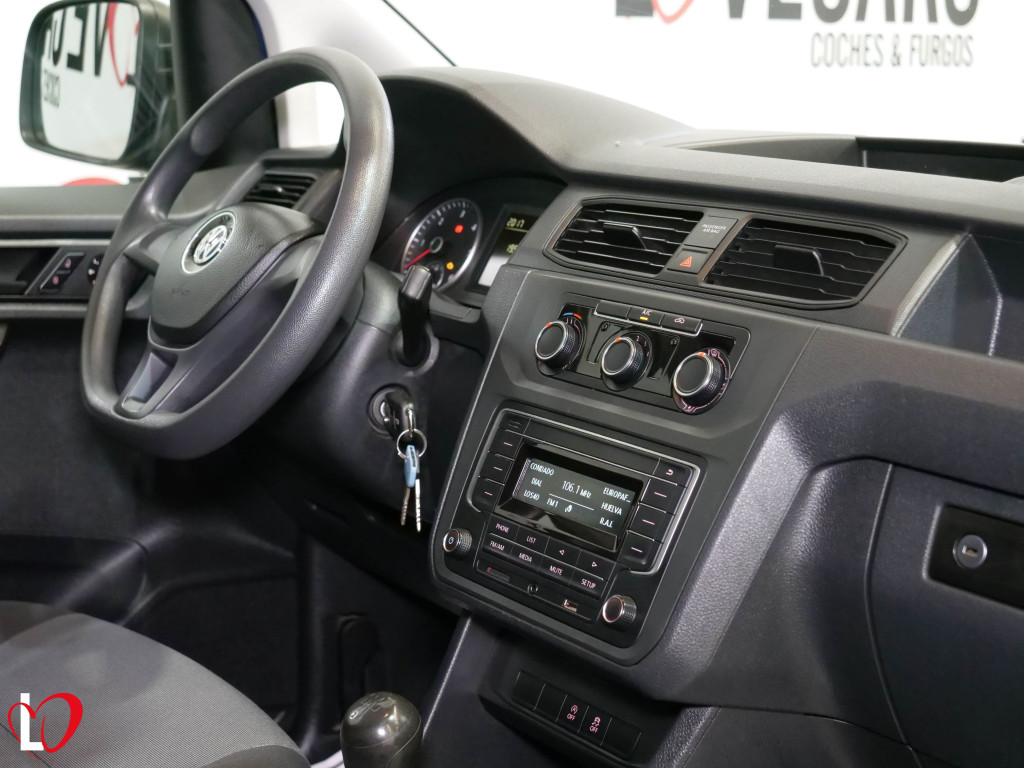 VOLKSWAGEN CADDY MAXI 2.0 TDI FURGÓN CERRADO MAXI 102 de segunda mano