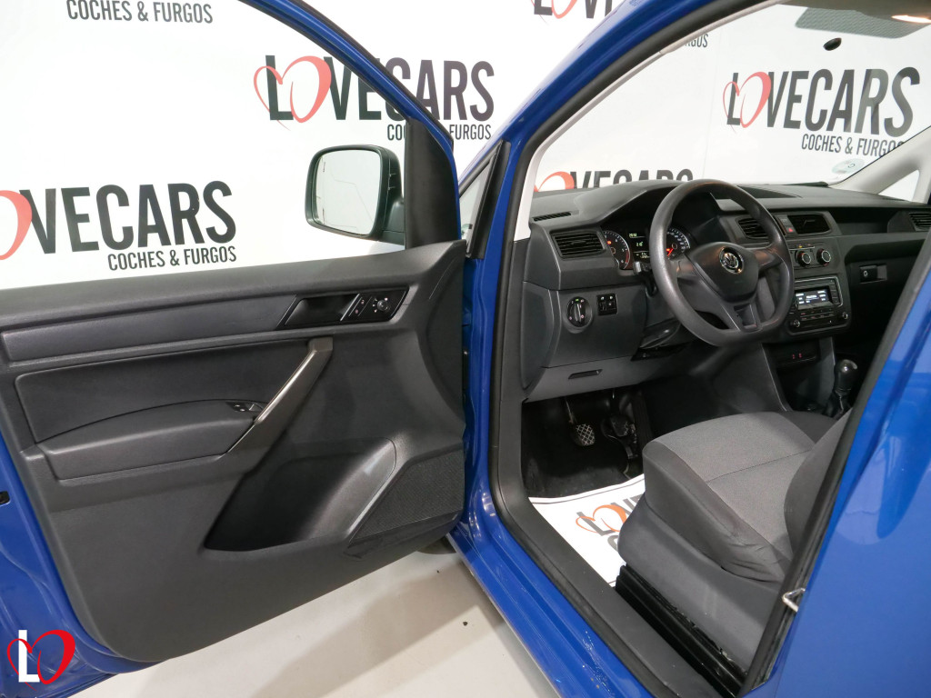 VOLKSWAGEN CADDY MAXI 2.0 TDI FURGÓN CERRADO MAXI 102 de segunda mano