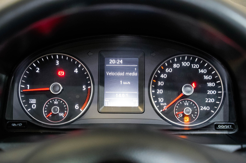 VOLKSWAGEN CADDY MAXI 2.0 TDI FURGÓN CERRADO MAXI 102 de segunda mano