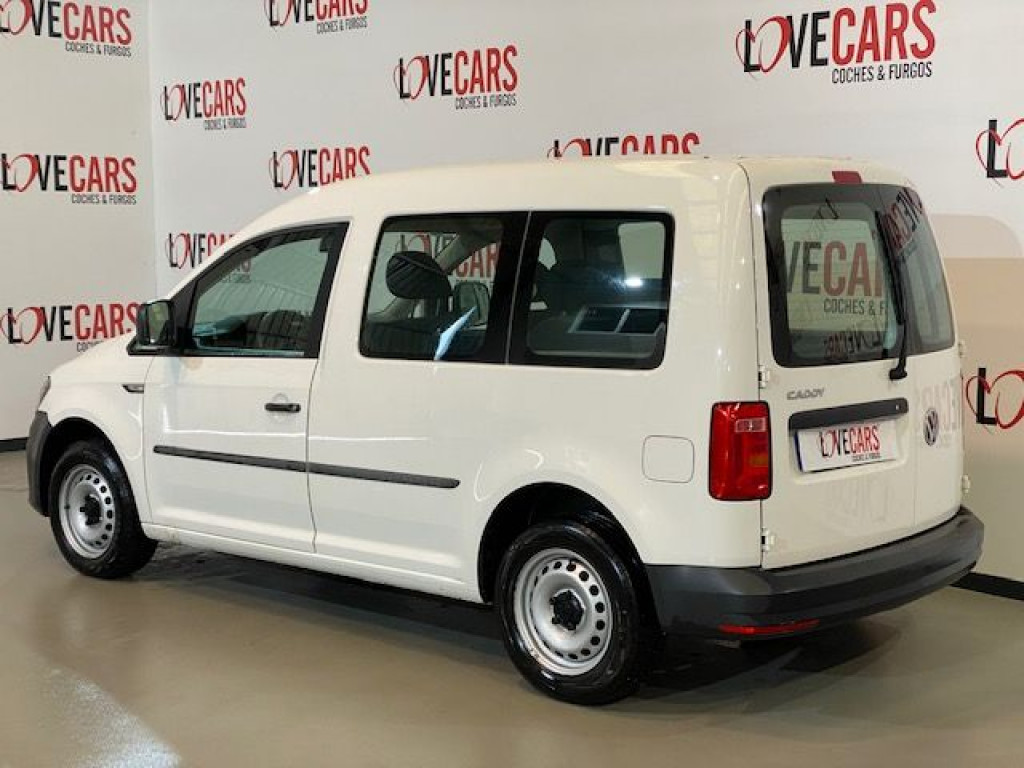 VOLKSWAGEN CADDY TDI COMBI 5 PLAZAS de segunda mano