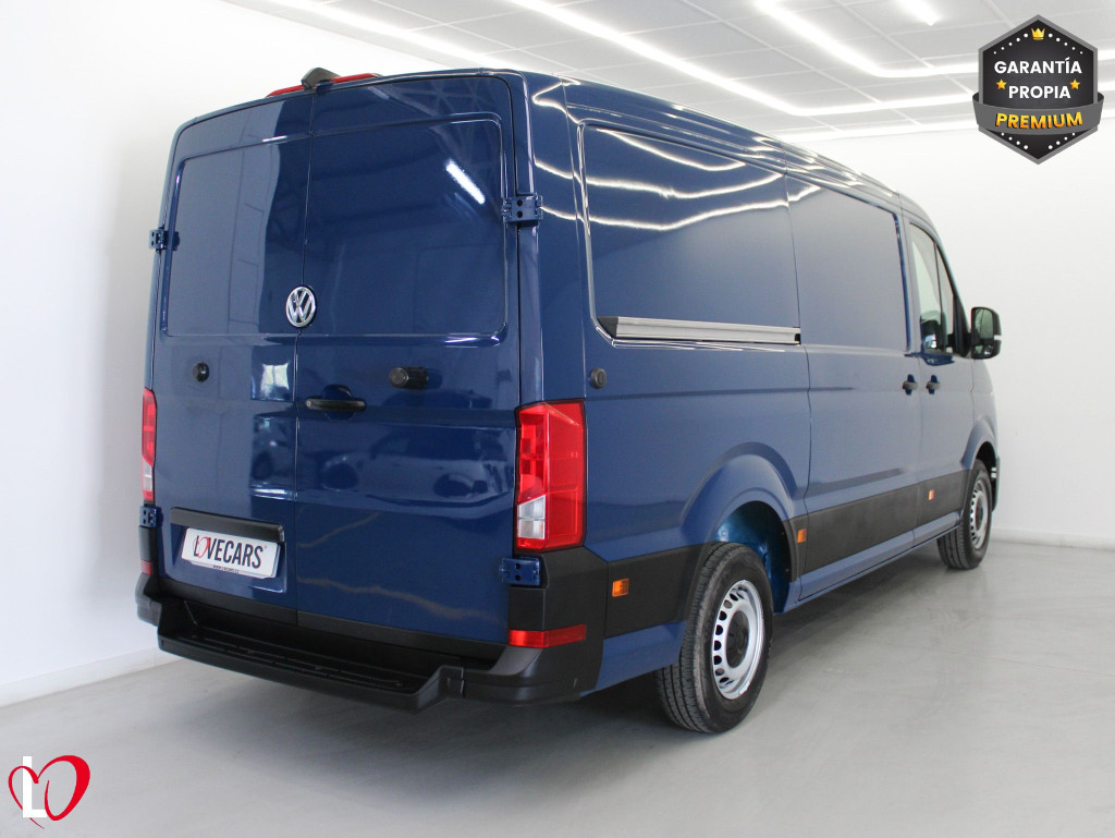 VOLKSWAGEN CRAFTER 2.0 TDI DSG 35 FURGÓN BATALLA MEDIA 177 de segunda mano