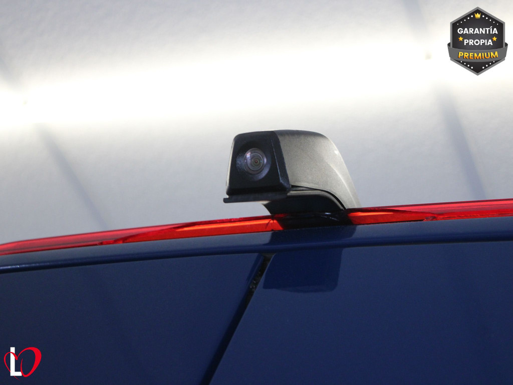 VOLKSWAGEN CRAFTER 2.0 TDI DSG 35 FURGÓN BATALLA MEDIA 177 de segunda mano