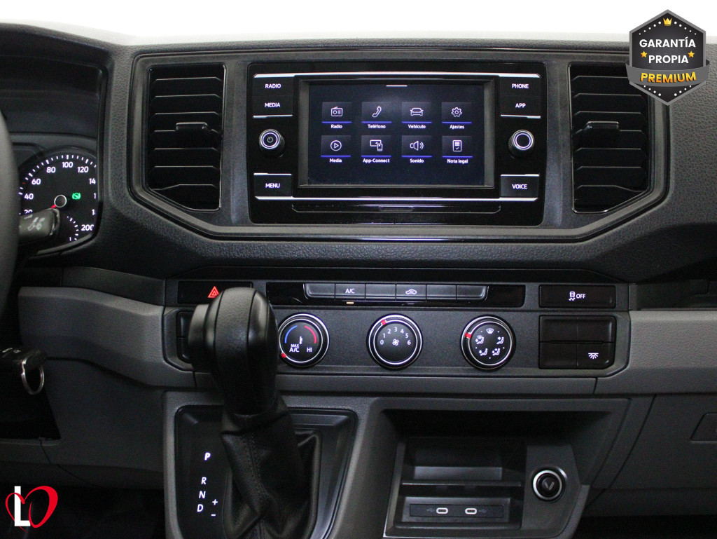 VOLKSWAGEN CRAFTER 2.0 TDI DSG 35 FURGÓN BATALLA MEDIA 177 de segunda mano