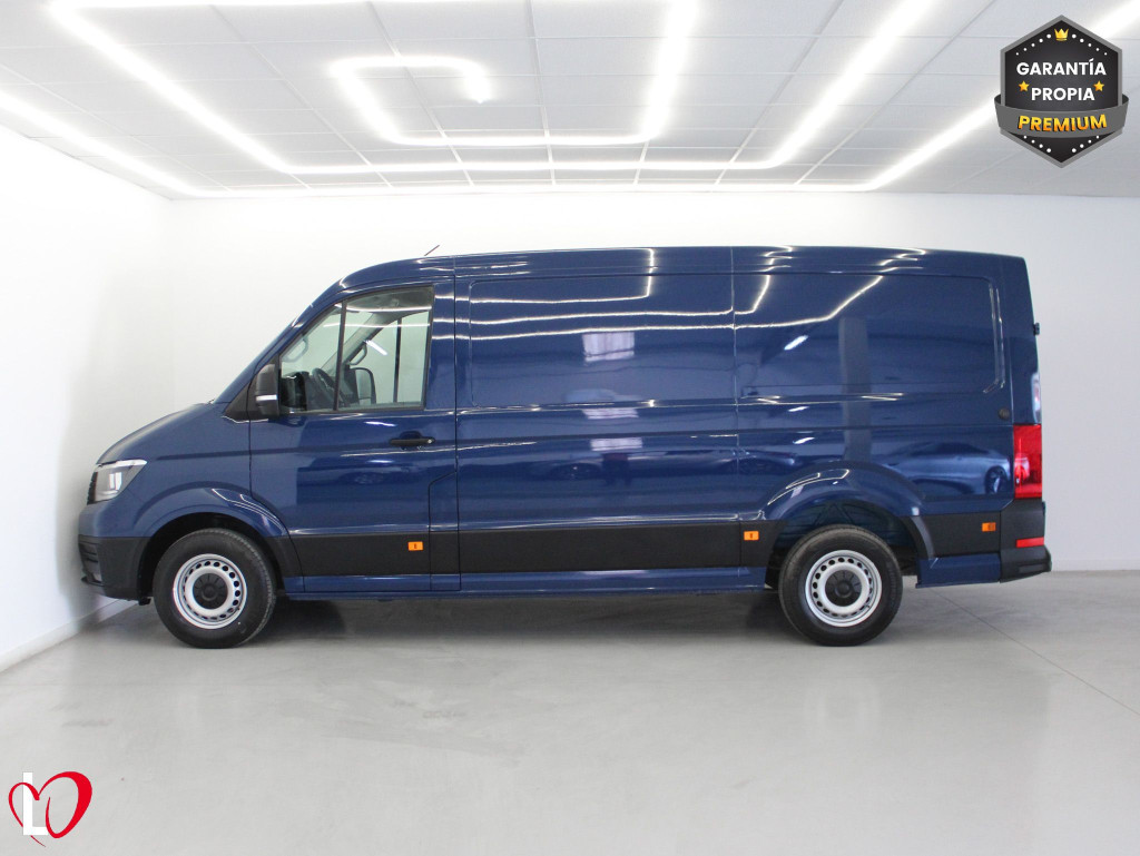 VOLKSWAGEN CRAFTER 2.0 TDI DSG 35 FURGÓN BATALLA MEDIA 177 de segunda mano