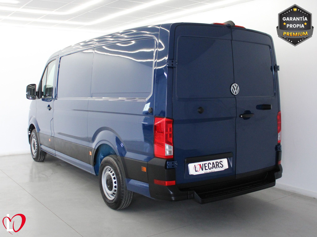 VOLKSWAGEN CRAFTER 2.0 TDI DSG 35 FURGÓN BATALLA MEDIA 177 de segunda mano