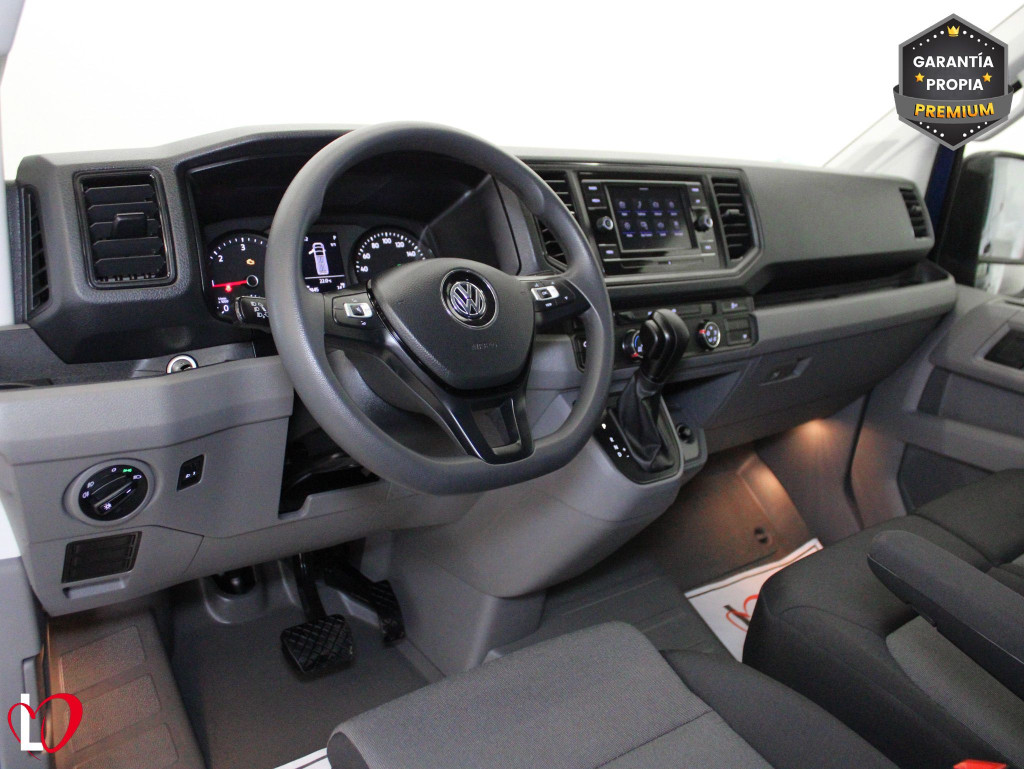 VOLKSWAGEN CRAFTER 2.0 TDI DSG 35 FURGÓN BATALLA MEDIA 177 de segunda mano