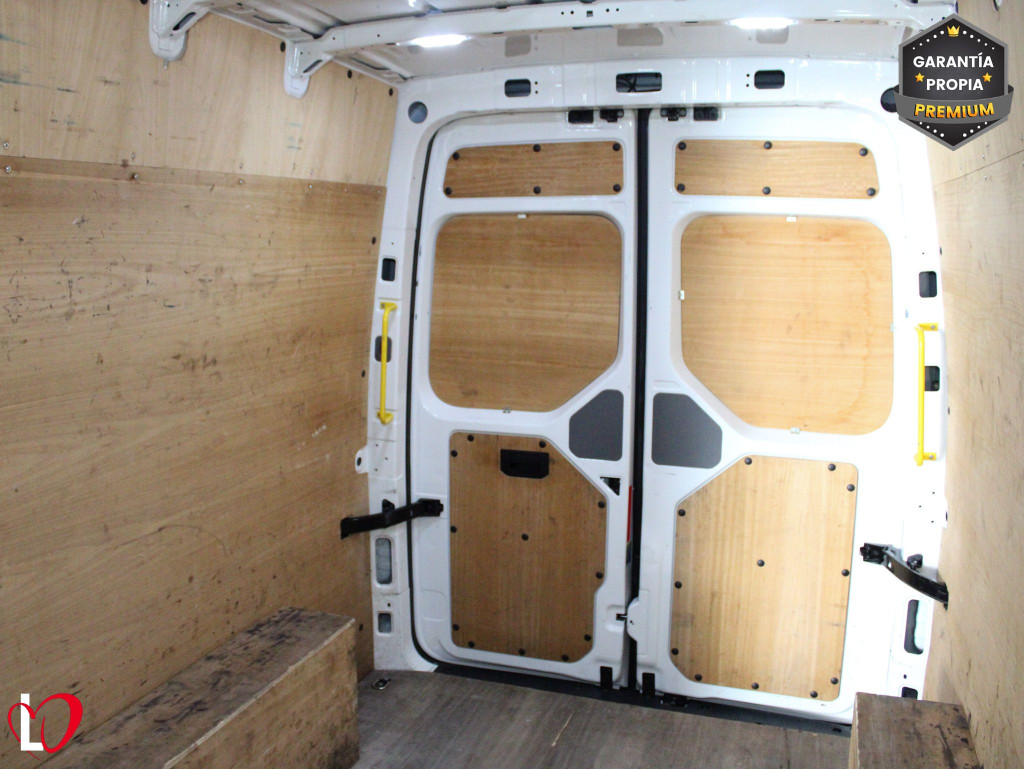 VOLKSWAGEN CRAFTER 2.0 TDI FURGON 35 L3 H3 140 de segunda mano