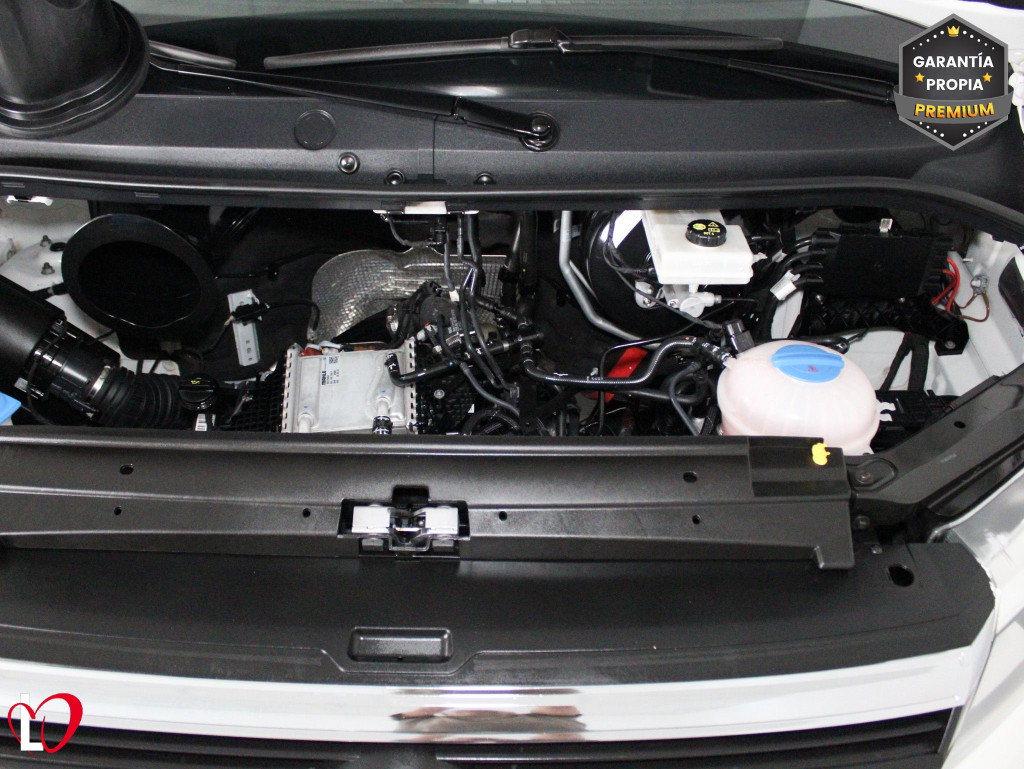 VOLKSWAGEN CRAFTER 2.0 TDI FURGON 35 L3 H3 140 de segunda mano