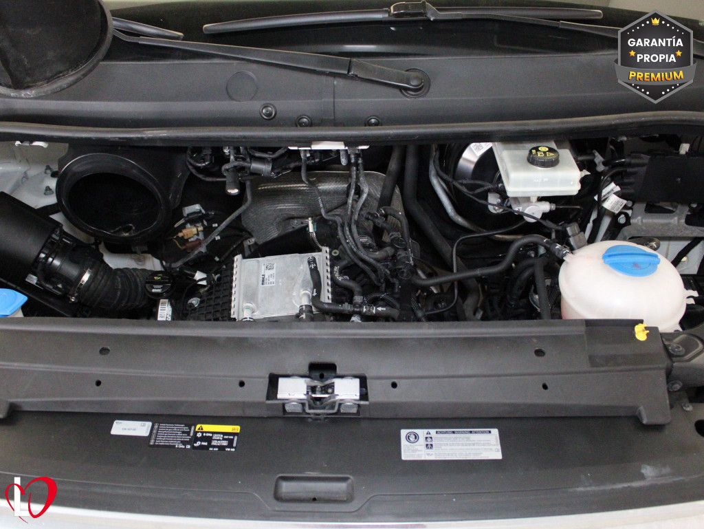 VOLKSWAGEN CRAFTER 2.0 TDI FURGÓN ISOTERMO 6 VEL 140 de segunda mano