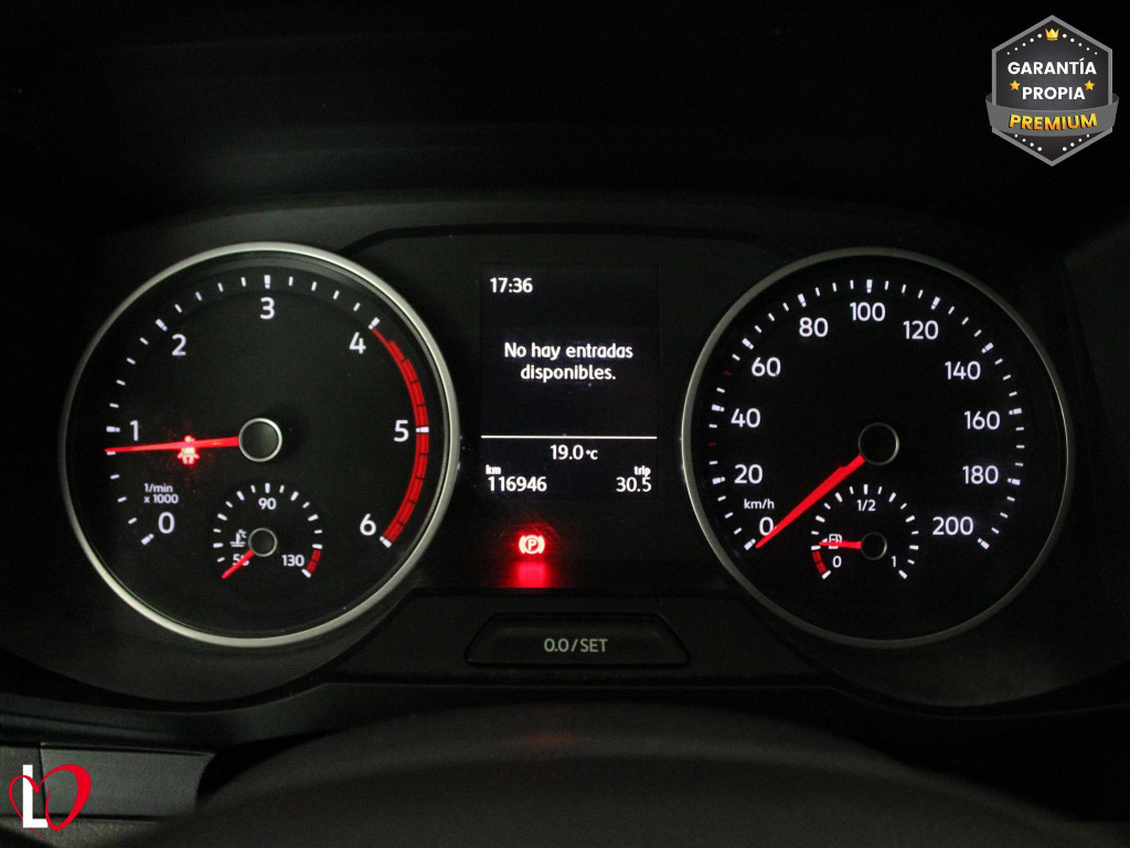 VOLKSWAGEN CRAFTER 2.0 TDI FURGÓN ISOTERMO 6 VEL 140 de segunda mano