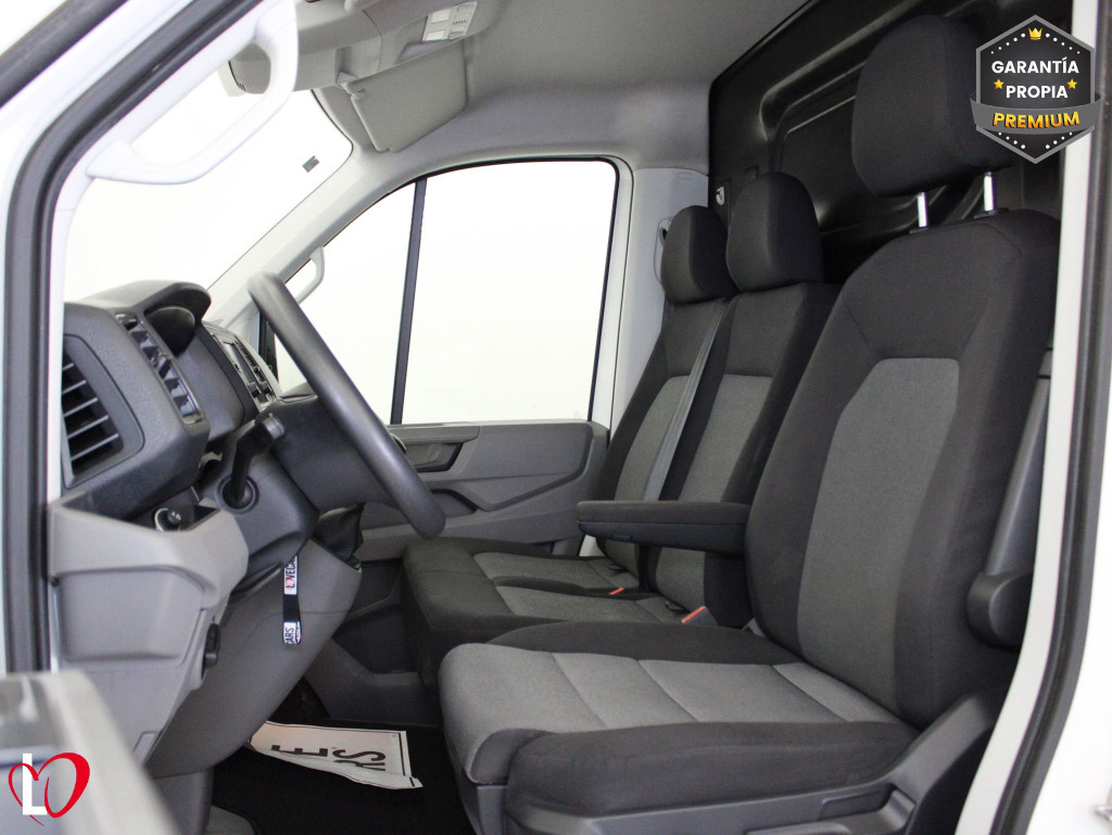 VOLKSWAGEN CRAFTER 2.0 TDI FURGÓN ISOTERMO 6 VEL 140 de segunda mano