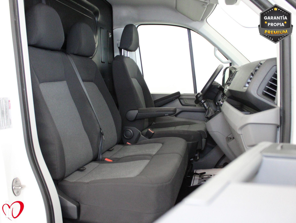 VOLKSWAGEN CRAFTER 2.0 TDI FURGÓN ISOTERMO 6 VEL 140 de segunda mano