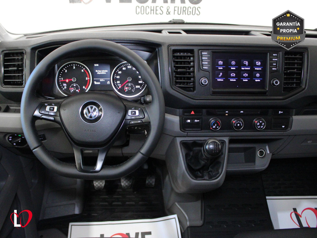 VOLKSWAGEN CRAFTER 2.0 TDI L2 H1 FURGÓN CERRADO 6 VEL 102 de segunda mano