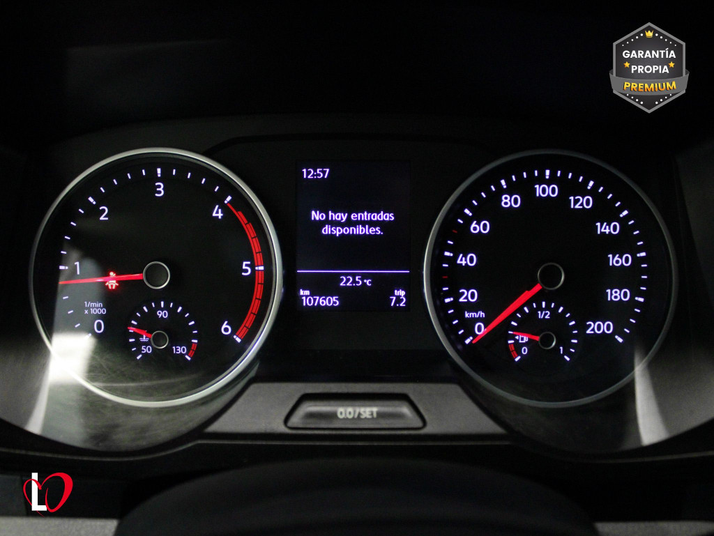 VOLKSWAGEN CRAFTER 2.0 TDI L2 H1 FURGÓN CERRADO 6 VEL 102 de segunda mano