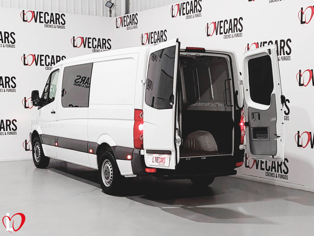 VOLKSWAGEN CRAFTER COMBI 6 PLAZAS 2.0 TDI 136 de segunda mano