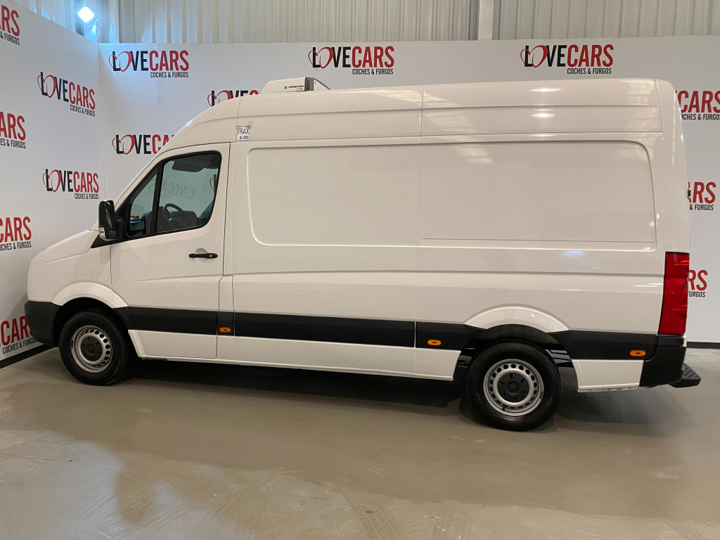 VOLKSWAGEN CRAFTER TDI 35 FURGON ISOTERMO + EQUIPO FRIO 136 de segunda mano