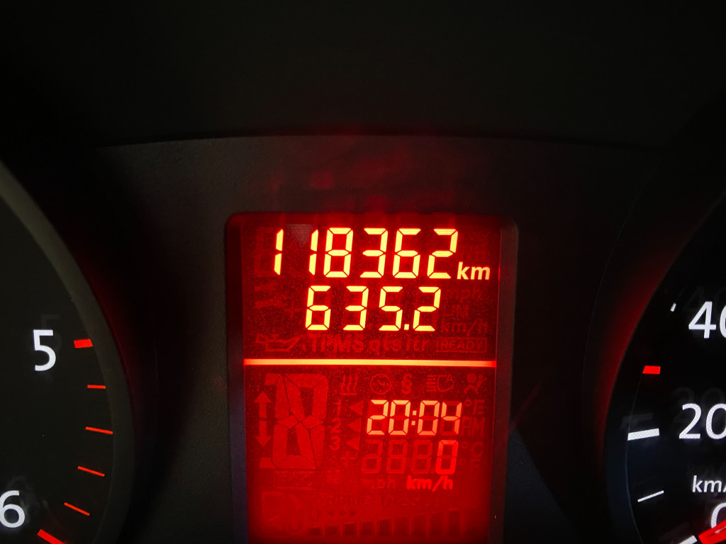 VOLKSWAGEN CRAFTER TDI 35 FURGON ISOTERMO + EQUIPO FRIO 136 de segunda mano
