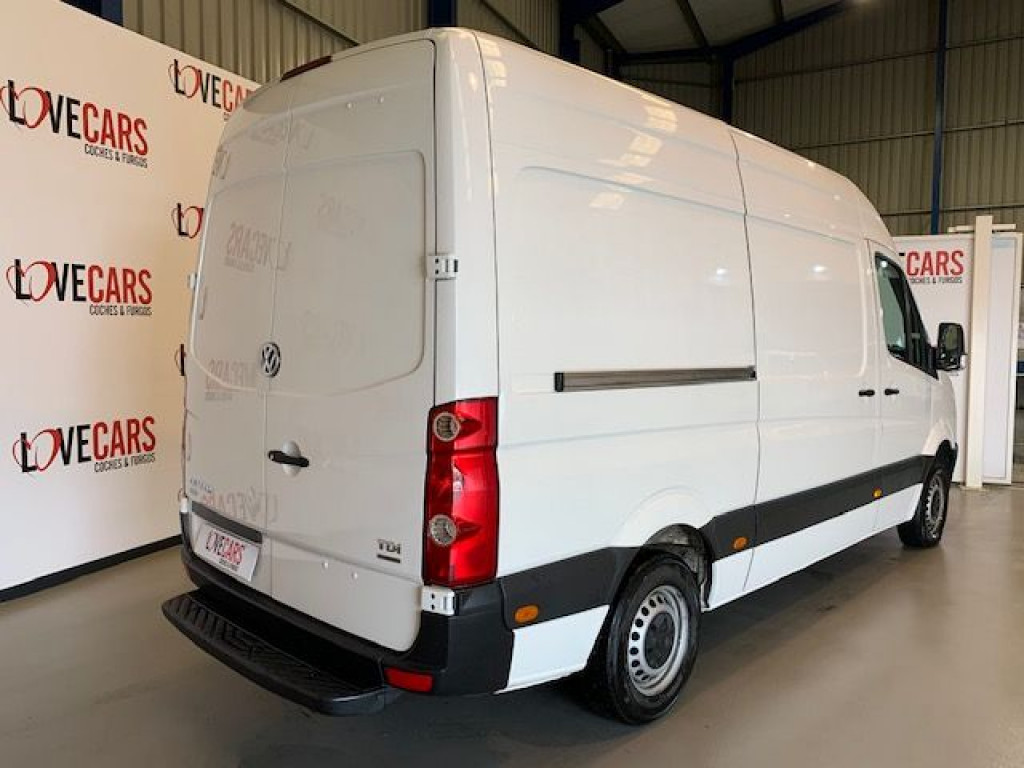 VOLKSWAGEN CRAFTER TDI FURGÓN CERRADO L2 H2 30 de segunda mano