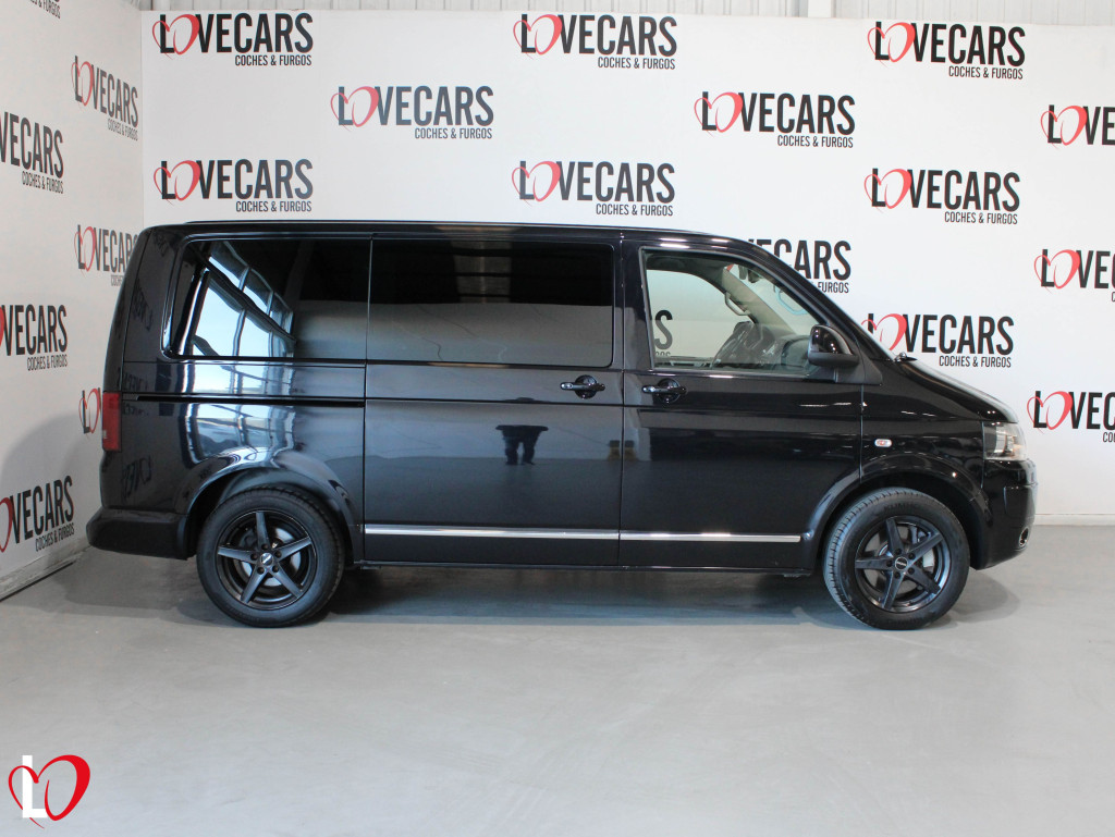 VOLKSWAGEN MULTIVAN 2.0 TDI HIGHLINE 7PLAZAS 180 de segunda mano