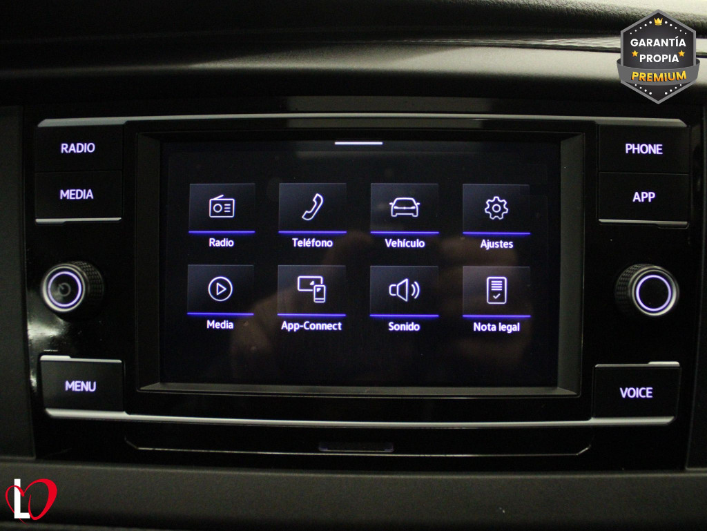 VOLKSWAGEN TRANSPORTER 2.0 TDI BMT FURGÓN CERRADO 110 de segunda mano