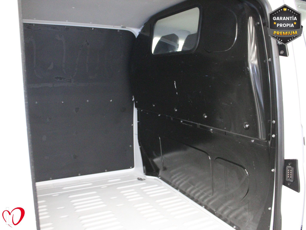 VOLKSWAGEN TRANSPORTER 2.0 TDI BMT FURGÓN CERRADO 110 de segunda mano