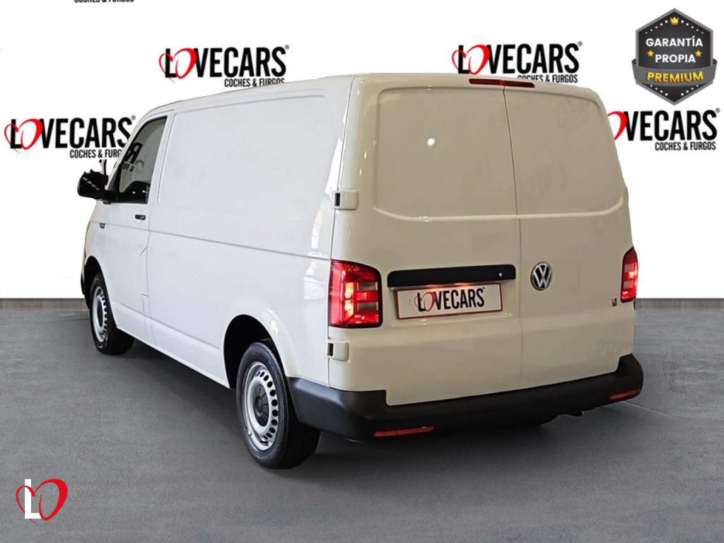 VOLKSWAGEN TRANSPORTER 2.0 TDI BMT FURGÓN CERRADO 150 de segunda mano