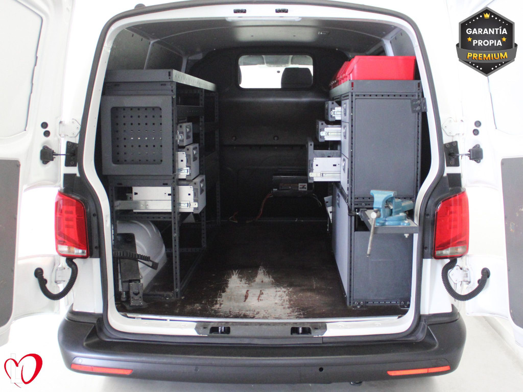 VOLKSWAGEN TRANSPORTER 2.0 TDI BMT FURGÓN TALLER 110 de segunda mano