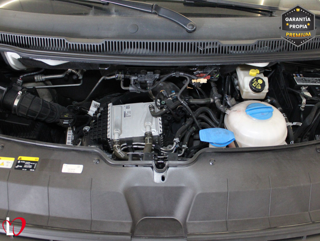 VOLKSWAGEN TRANSPORTER 2.0 TDI BMT FURGÓN TALLER 110 de segunda mano