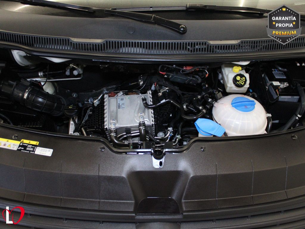 VOLKSWAGEN TRANSPORTER 2.0 TDI FURGÓN CERRADO 110 de segunda mano