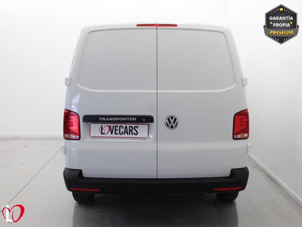 VOLKSWAGEN TRANSPORTER 2.0 TDI FURGÓN CERRADO 110 de segunda mano