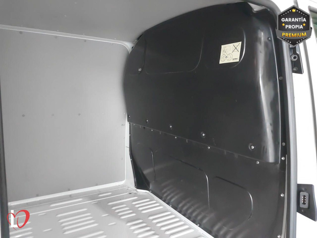 VOLKSWAGEN TRANSPORTER 2.0 TDI FURGÓN CERRADO 6 VEL 150 de segunda mano
