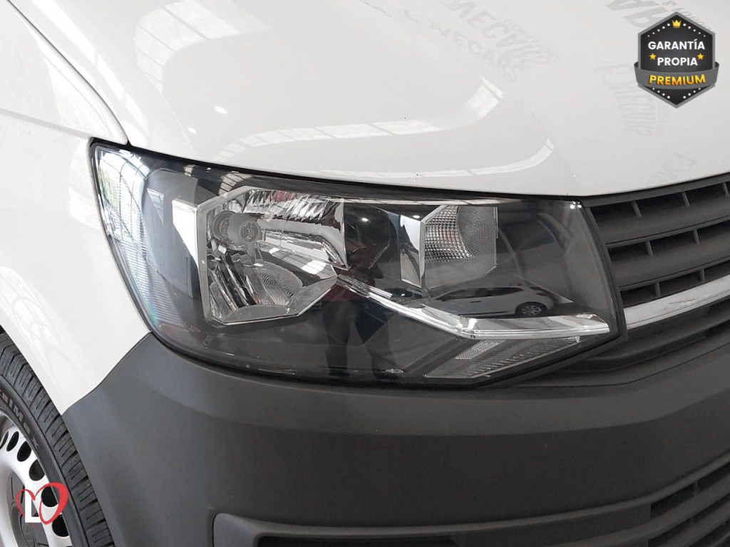 VOLKSWAGEN TRANSPORTER 2.0 TDI FURGÓN CERRADO 6 VEL 150 de segunda mano