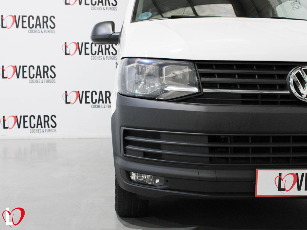 VOLKSWAGEN TRANSPORTER 2.0 TDI FURGÓN CERRADO L2 H2 102 de segunda mano