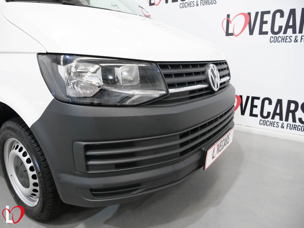 VOLKSWAGEN TRANSPORTER 2.0 TDI FURGON DEPOSITOS de segunda mano