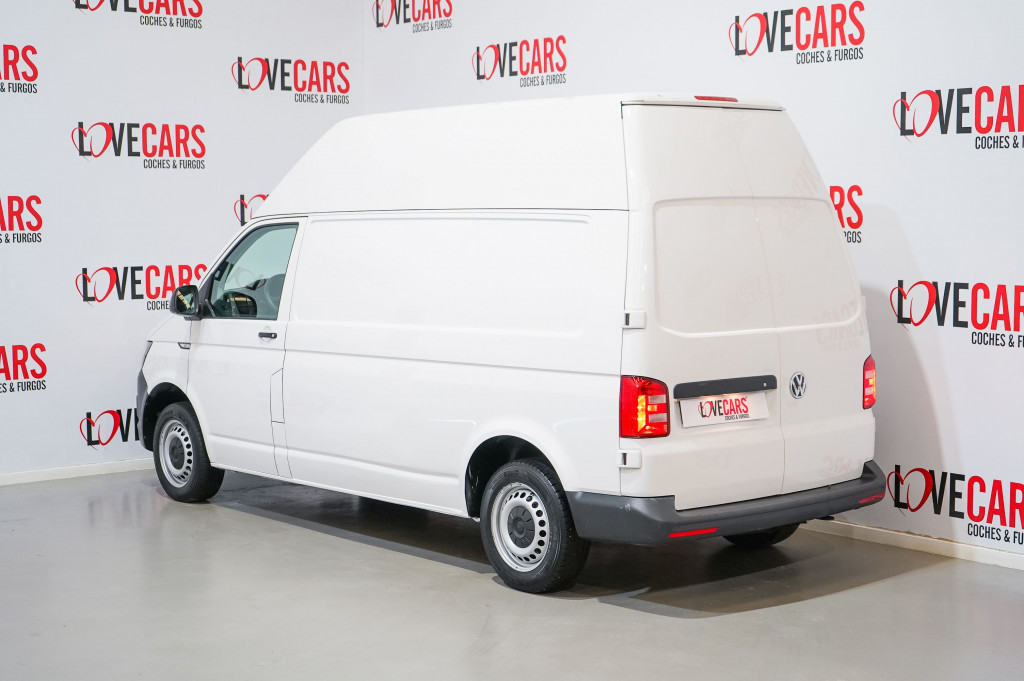 VOLKSWAGEN TRANSPORTER 2.0 TDI FURGON H2 L1 102 de segunda mano