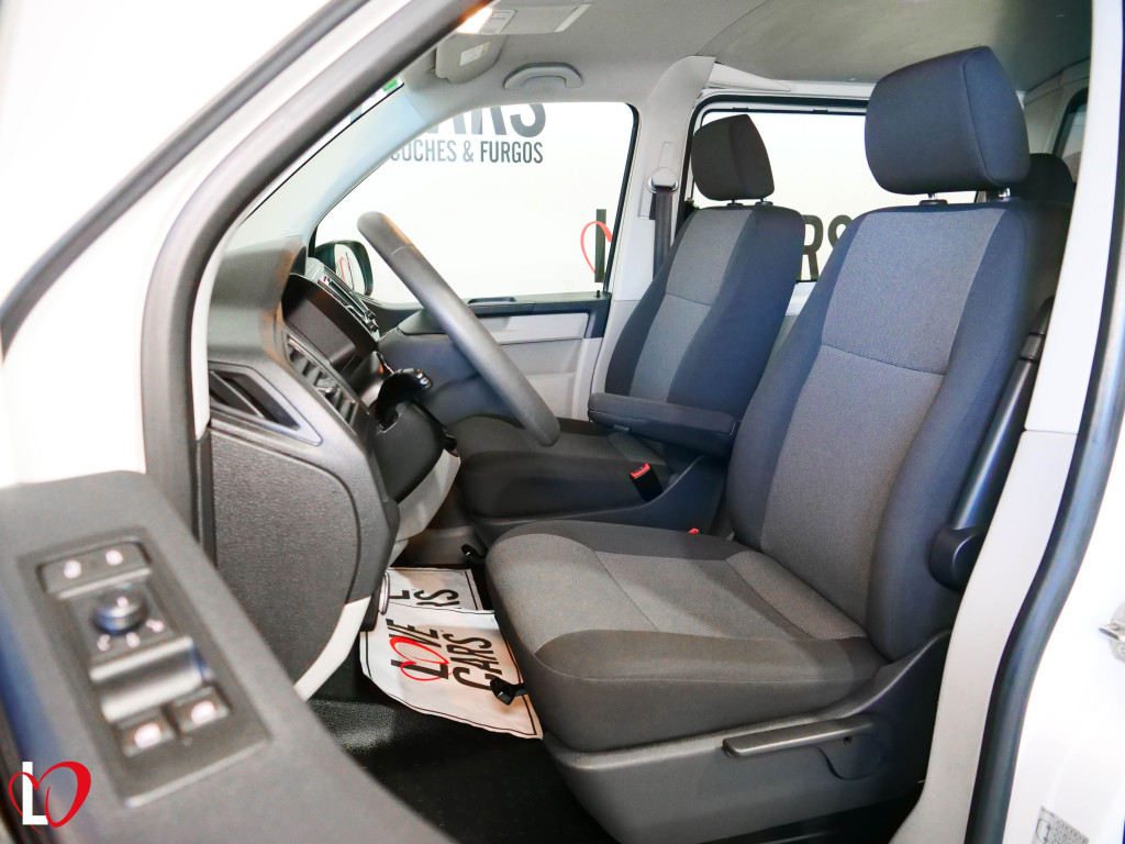 VOLKSWAGEN TRANSPORTER 2.0 TDI FURGÓN MIXTO 5 PLAZAS LARGO 150 de segunda mano