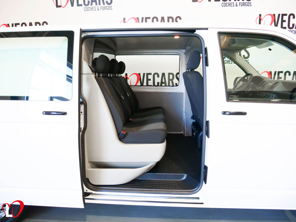 VOLKSWAGEN TRANSPORTER 2.0 TDI FURGÓN MIXTO 5 PLAZAS LARGO 150 de segunda mano