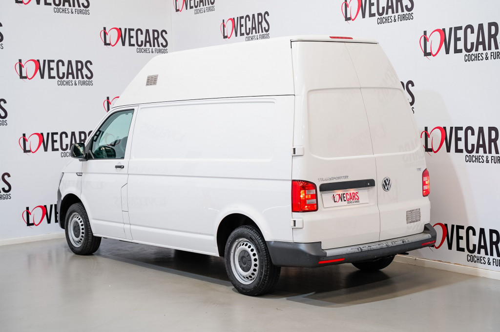 VOLKSWAGEN TRANSPORTER 2.0 TDI FURGON T5 L2 H2 102 de segunda mano