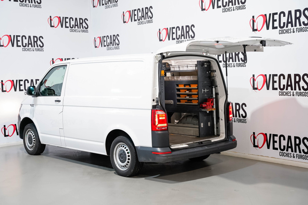 VOLKSWAGEN TRANSPORTER 2.0 TDI FURGON TALLER 102 de segunda mano