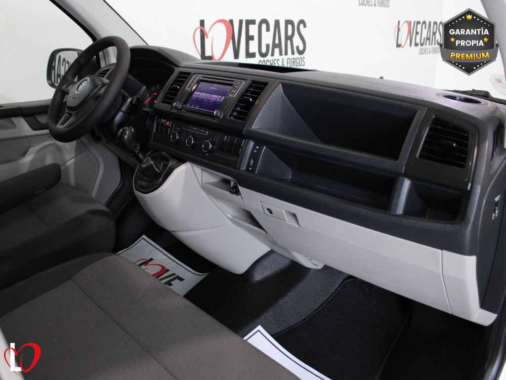 VOLKSWAGEN TRANSPORTER 2.0 TDI FURGÓN TALLER 6 VEL 150 de segunda mano