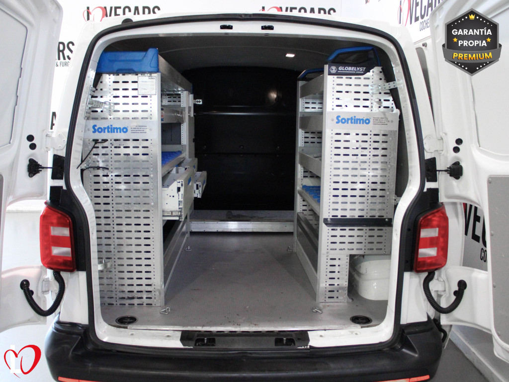 VOLKSWAGEN TRANSPORTER 2.0 TDI FURGÓN TALLER 6 VEL 150 de segunda mano