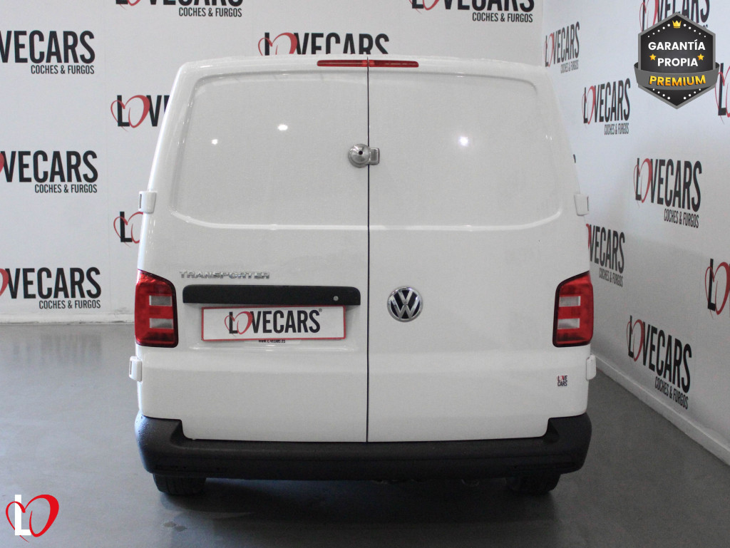 VOLKSWAGEN TRANSPORTER 2.0 TDI FURGÓN TALLER 6 VEL 150 de segunda mano