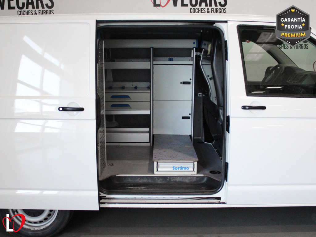 VOLKSWAGEN TRANSPORTER 2.0 TDI FURGÓN TALLER 6 VEL 150 de segunda mano