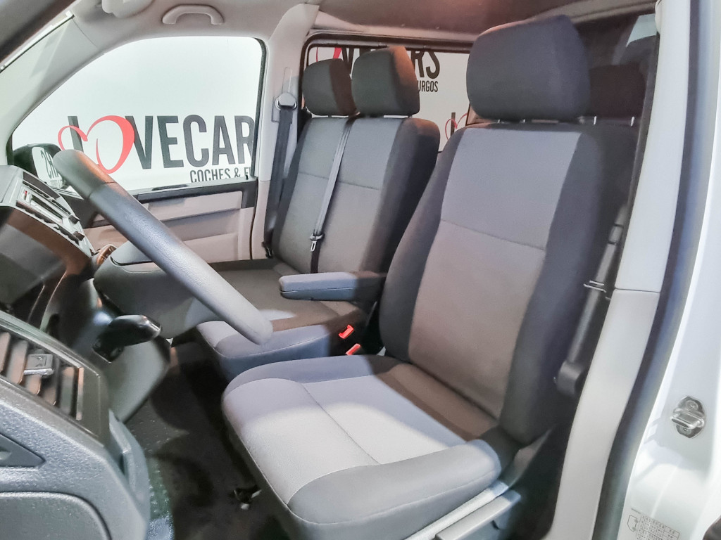 VOLKSWAGEN TRANSPORTER 2.0 TDI PLUS COMBI 6 PLAZAS de segunda mano