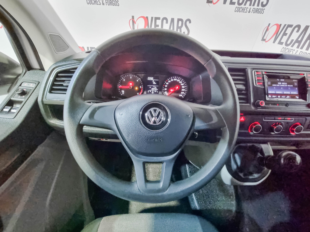 VOLKSWAGEN TRANSPORTER 2.0 TDI PLUS COMBI 6 PLAZAS de segunda mano