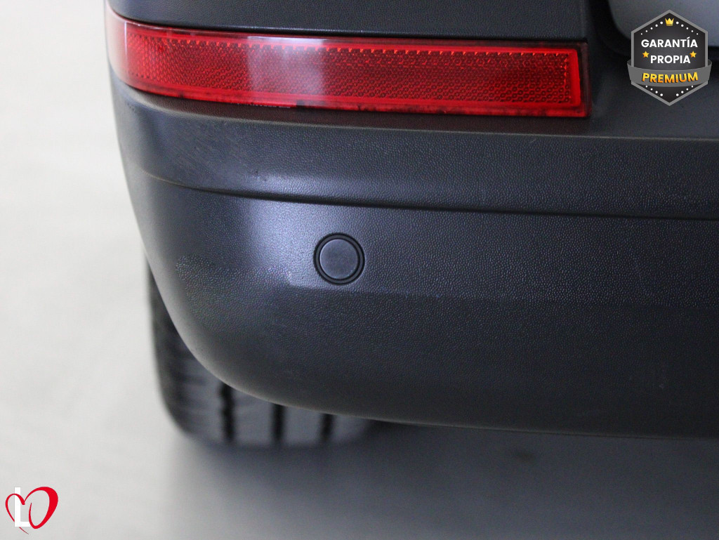 VOLKSWAGEN TRANSPORTER 2.0 TDI T6 COMBI 9 LARGA 110 de segunda mano