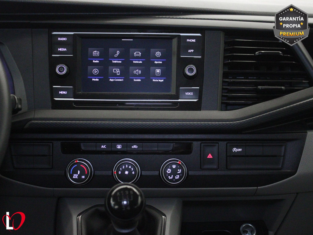 VOLKSWAGEN TRANSPORTER 2.0 TDI T6 COMBI 9 LARGA 110 de segunda mano