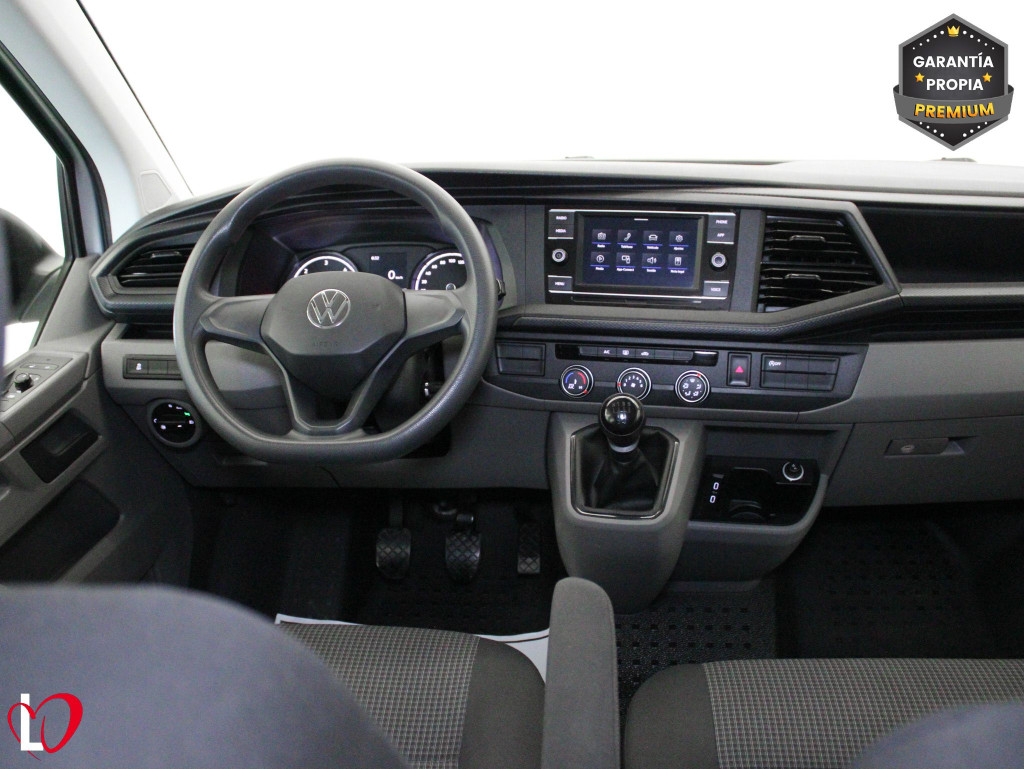 VOLKSWAGEN TRANSPORTER 2.0 TDI T6 COMBI 9 LARGA 110 de segunda mano