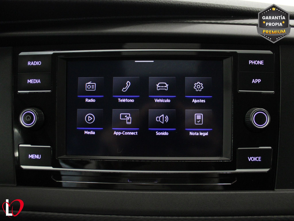 VOLKSWAGEN TRANSPORTER 2.0 TDI T6 COMBI 9 LARGA 110 de segunda mano