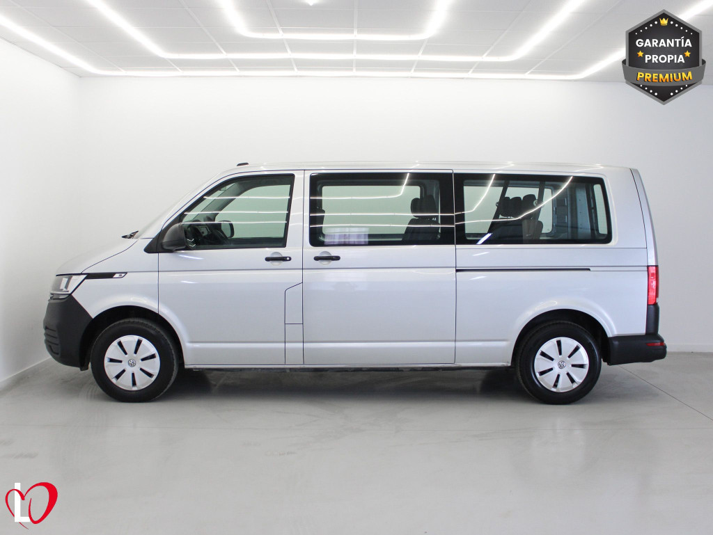 VOLKSWAGEN TRANSPORTER 2.0 TDI T6 COMBI 9 LARGA 110 de segunda mano